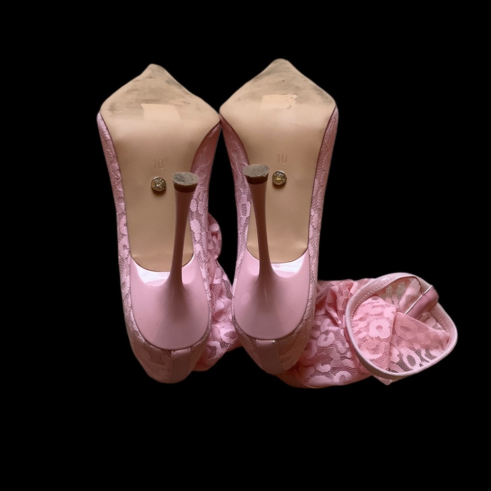 Elegant Pink Ankle Booties - Picture 5 of 6